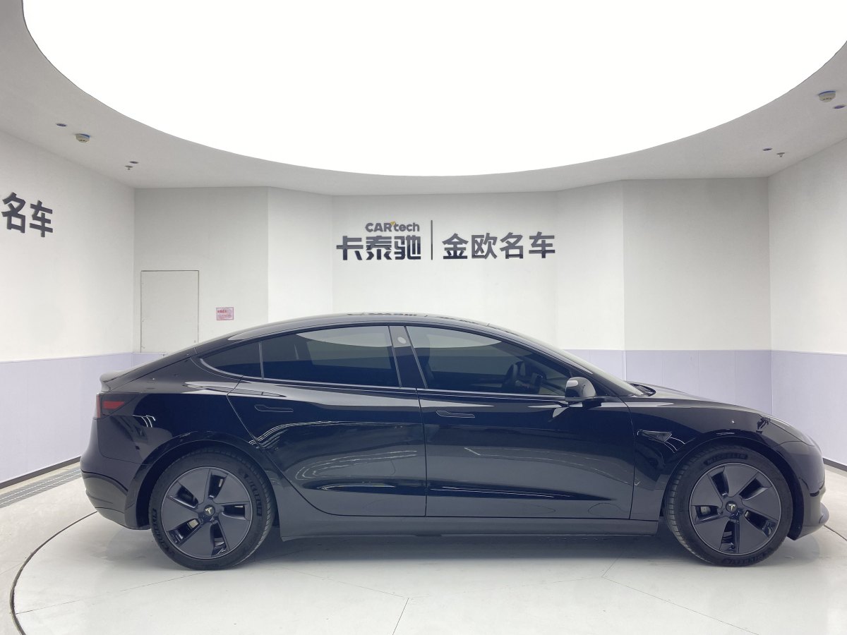 特斯拉 Model 3  2022款 改款 后輪驅(qū)動(dòng)版圖片