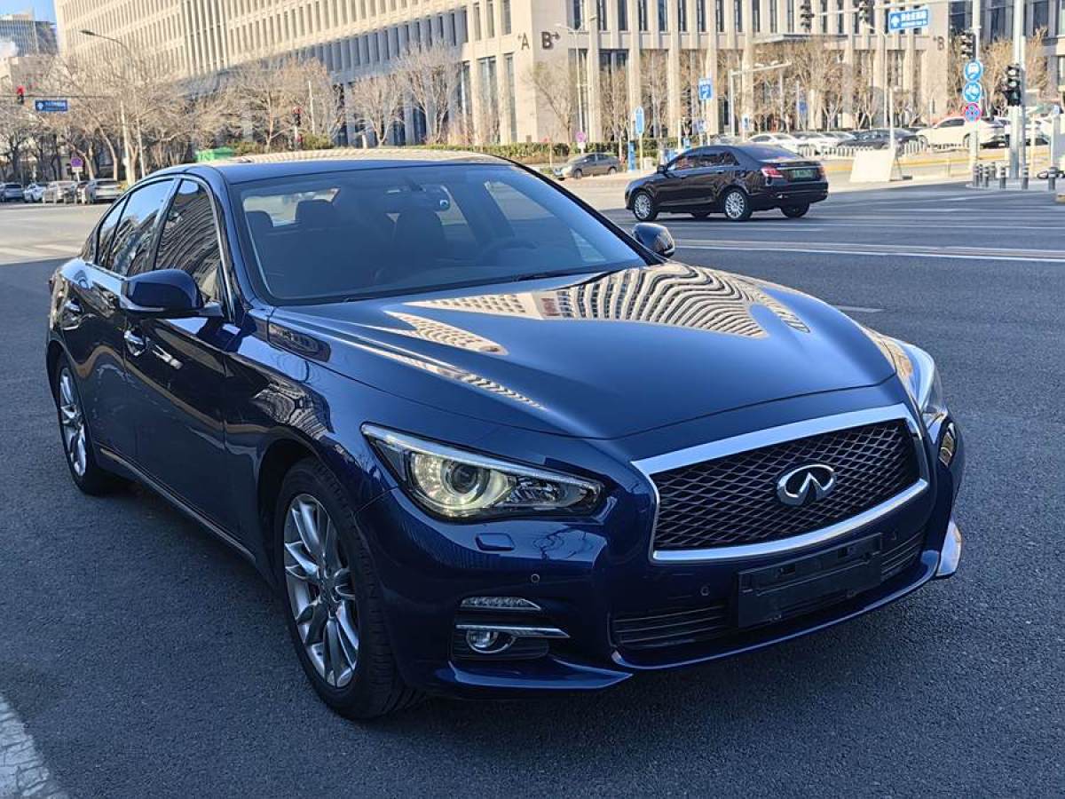 英菲尼迪 Q50L  2016款 2.0T 進(jìn)取版圖片