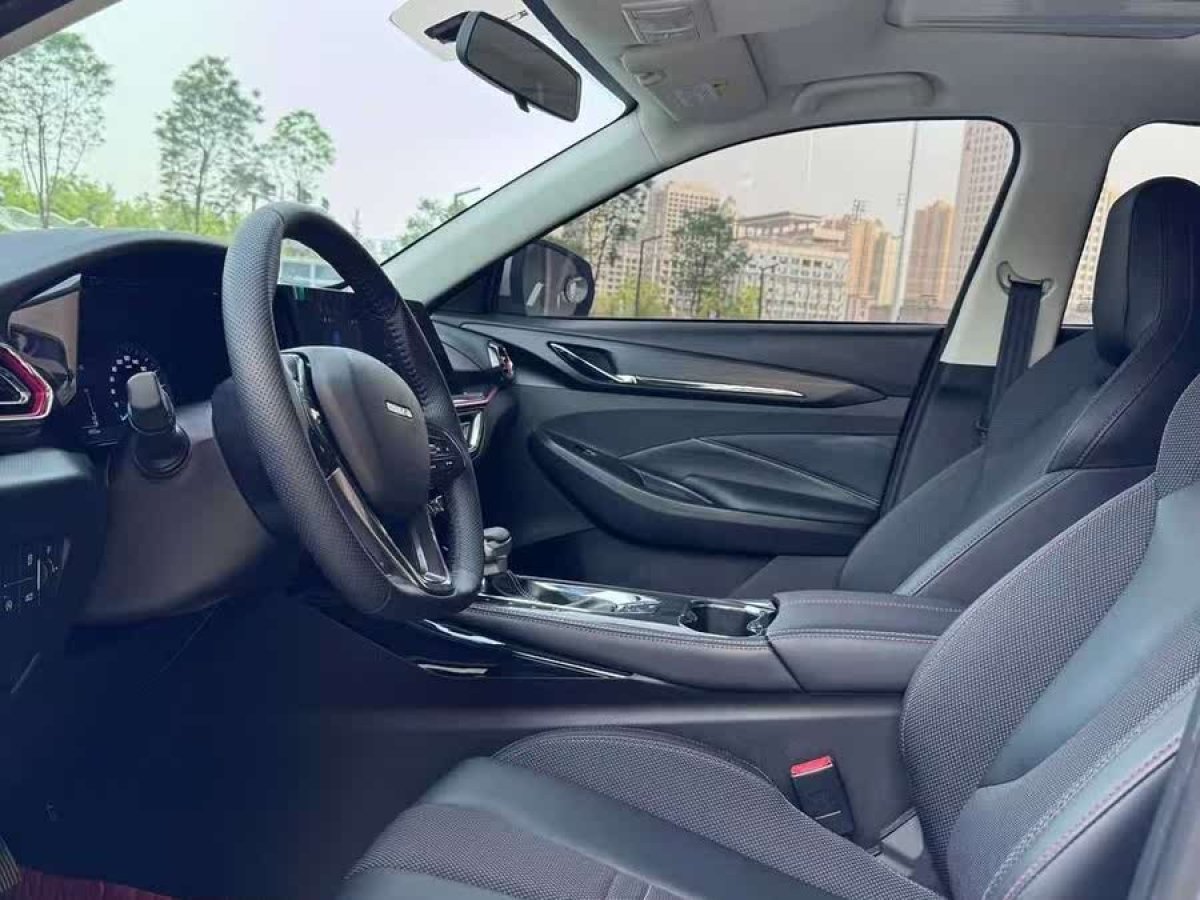 長安歐尚 長安歐尚X5  2023款 暢享版 1.5T DCT豪華型圖片