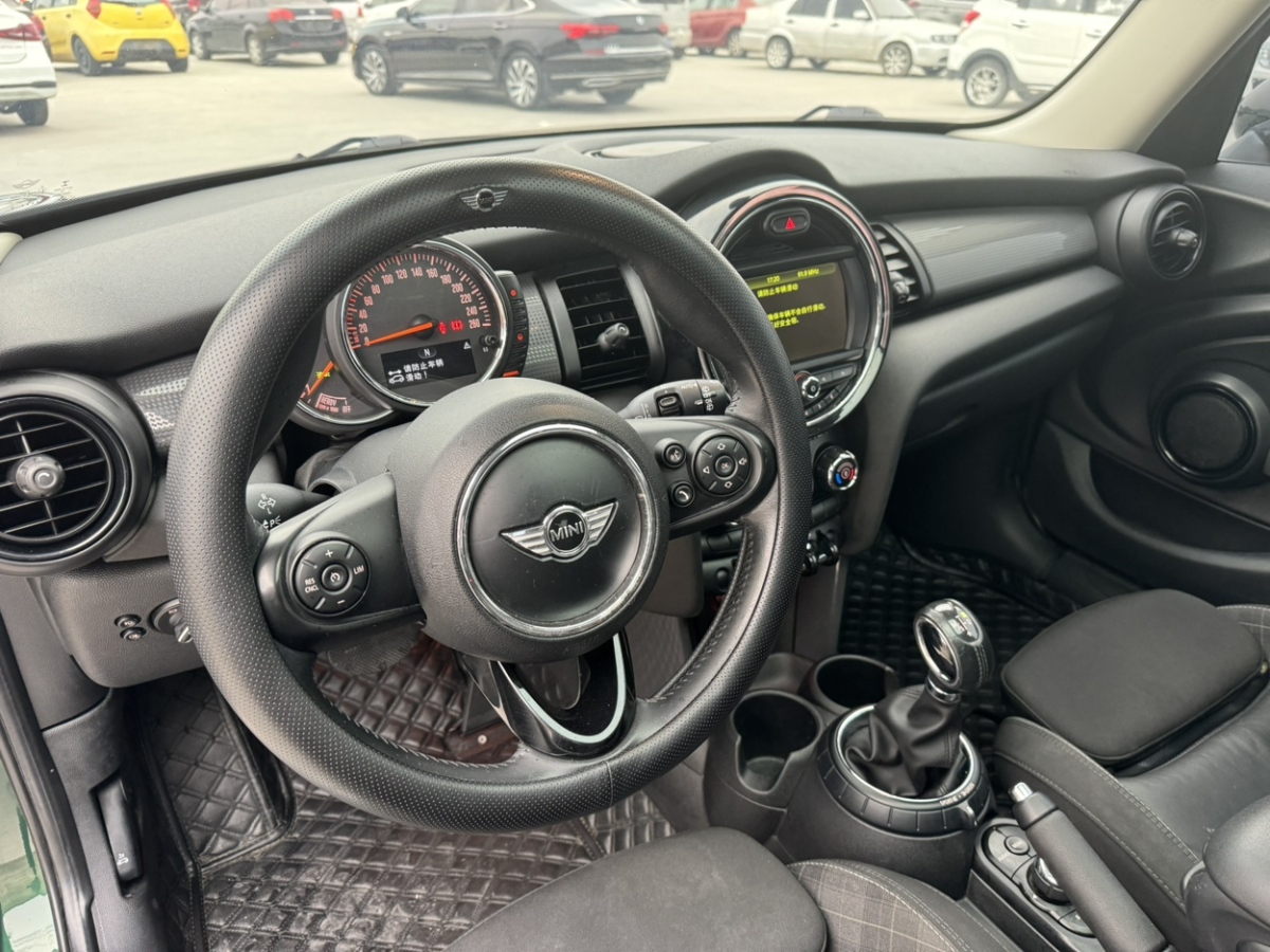 MINI MINI  2016款 1.5T COOPER 五門版圖片