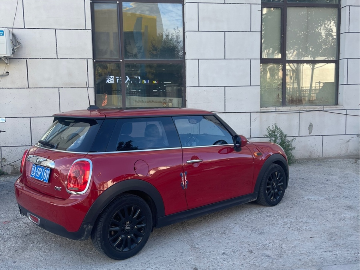 2018年6月MINI MINI  2023款 1.5T ONE