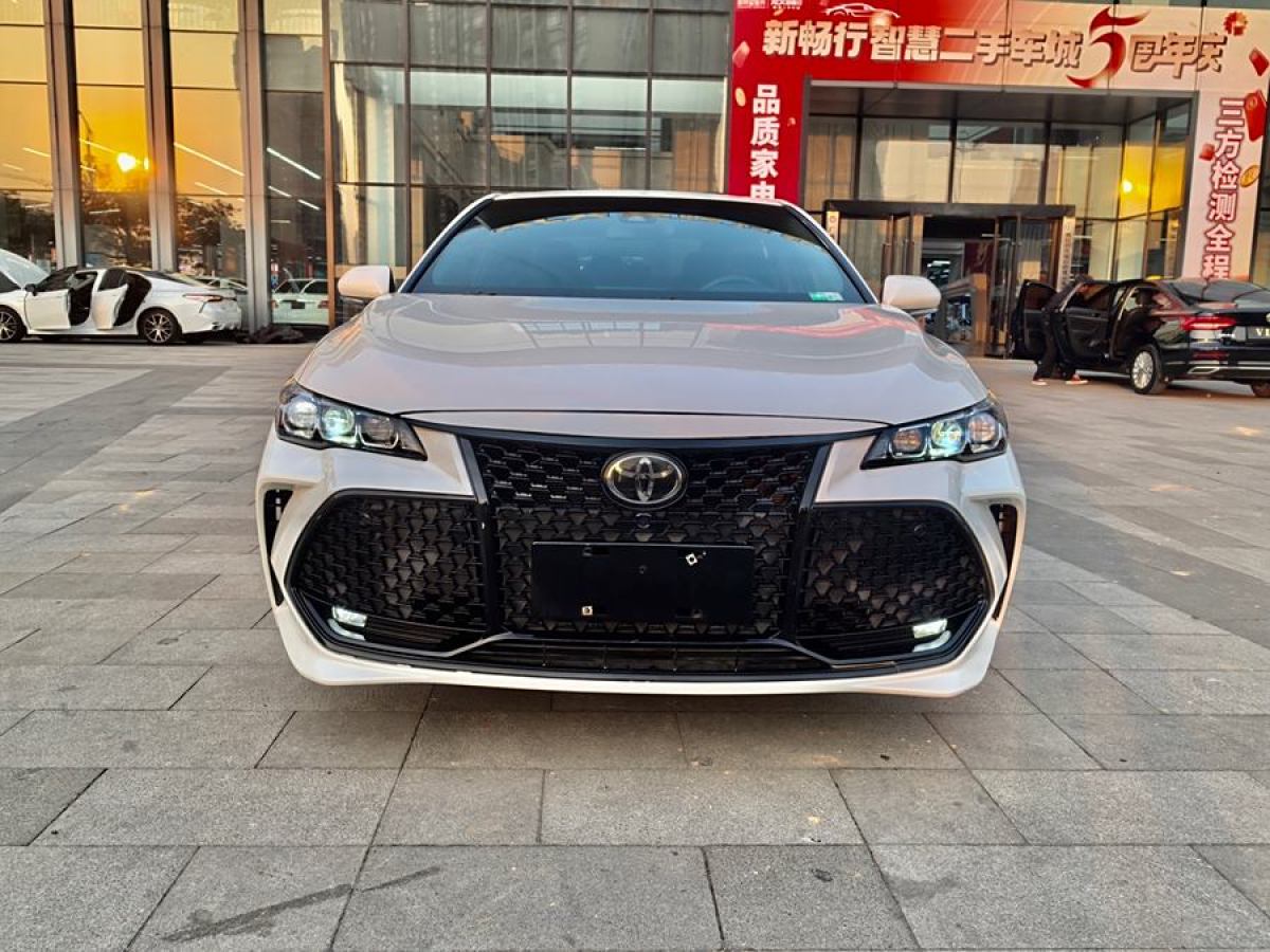 豐田 亞洲龍  2019款 2.0L 豪華版圖片