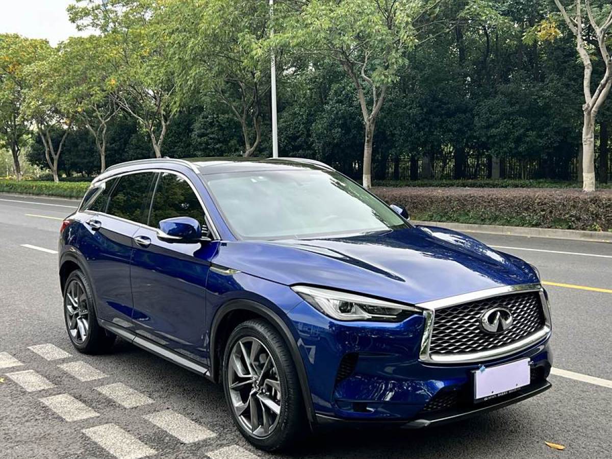 2022年4月英菲尼迪 QX50  2022款 2.0T 兩驅(qū)領(lǐng)航版