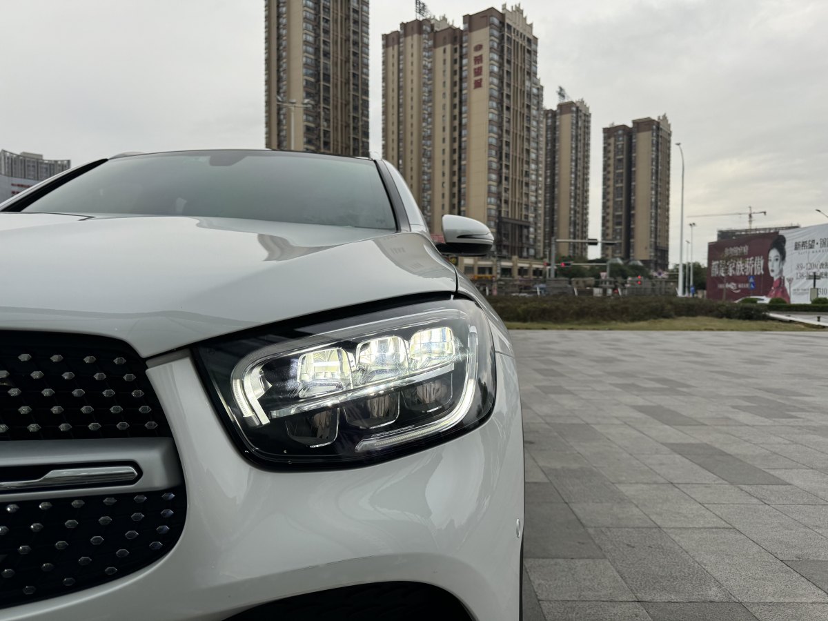 奔馳 奔馳GLC  2022款 改款二 GLC 260 L 4MATIC 豪華型圖片