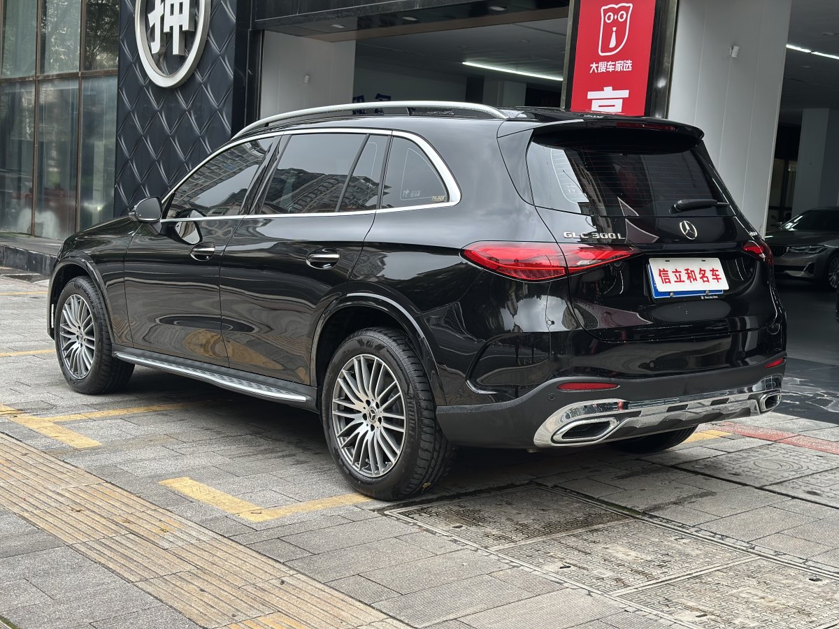 奔馳 奔馳GLC  2023款 改款 GLC 300 L 4MATIC 動感型 5座圖片