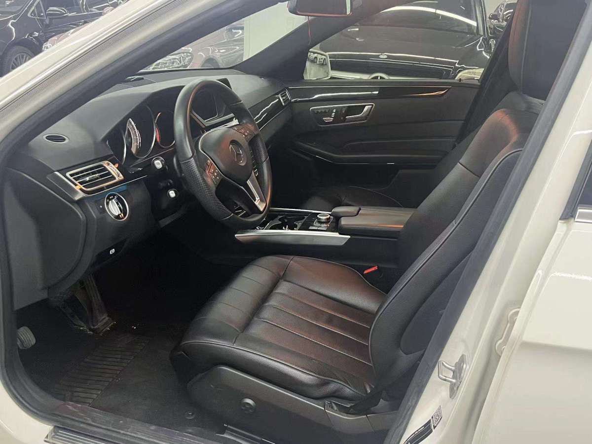 奔驰 奔驰E级  2015款 改款 E 260 L 豪华型图片