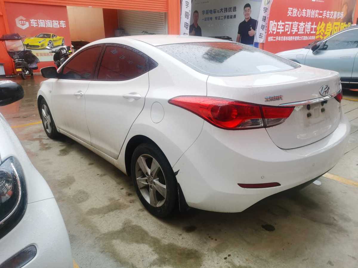 2014年11月現(xiàn)代 朗動  2015款 1.6L 自動時尚型