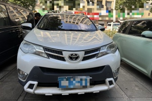 RAV4榮放 豐田 2.0L CVT兩驅舒適版