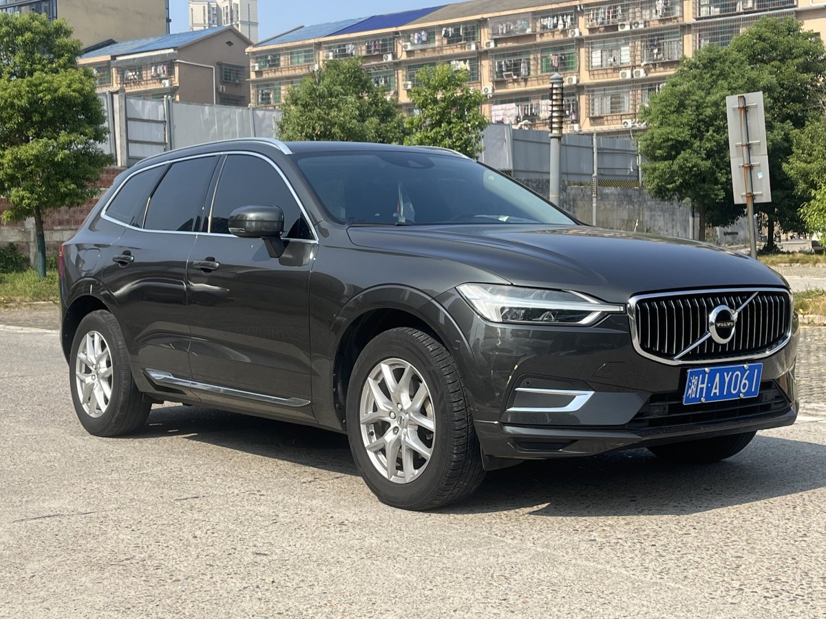 2020年3月沃爾沃 XC60  2020款 T5 四驅(qū)智逸豪華版