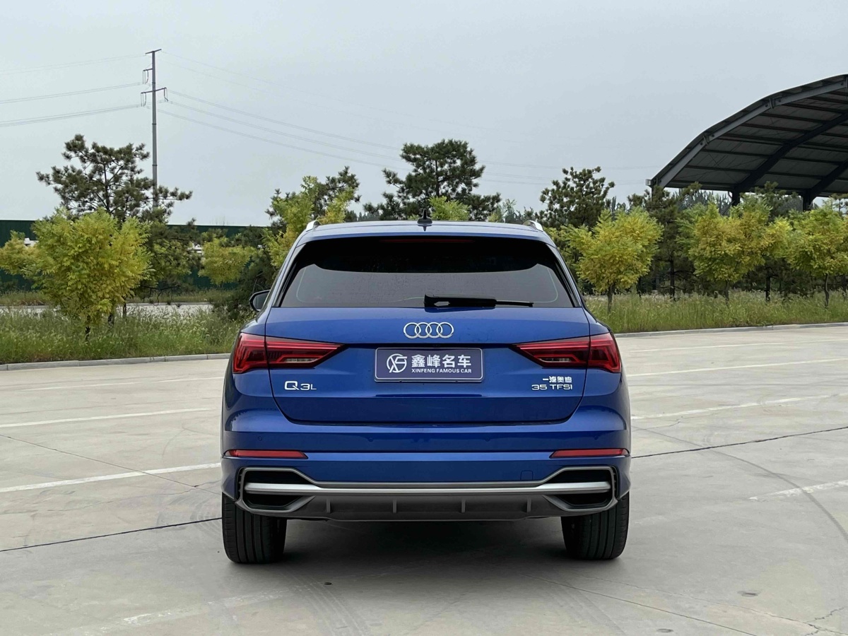 奥迪 奥迪Q3  2022款 35 TFSI 时尚动感型图片