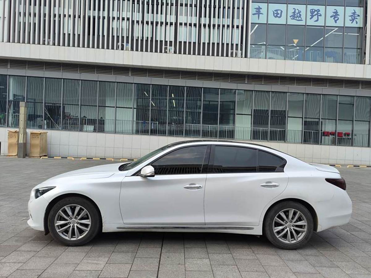 2016年4月英菲尼迪 Q50L  2015款 2.0T 悅享版