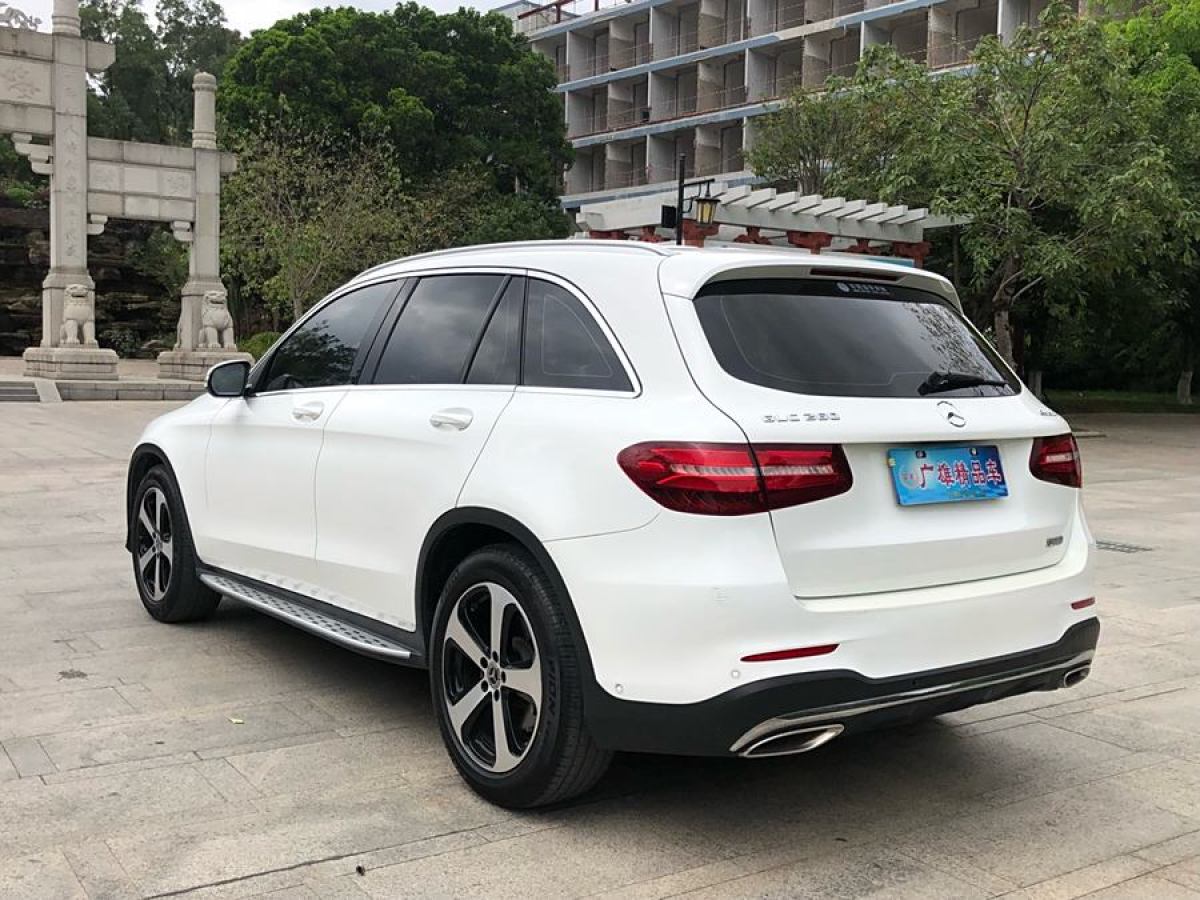 奔馳 奔馳GLC  2018款 改款 GLC 260 4MATIC 豪華型圖片