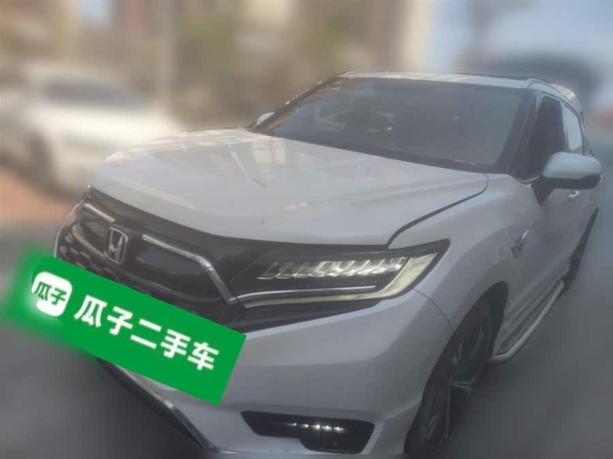 本田 UR-V  2024款 370TURBO 兩驅(qū)尊雅版圖片