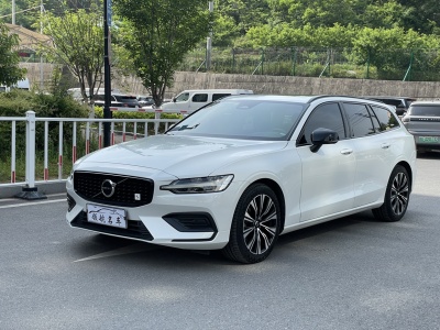 2022年11月 沃爾沃 V60(進(jìn)口) B5 智遠(yuǎn)豪華版圖片