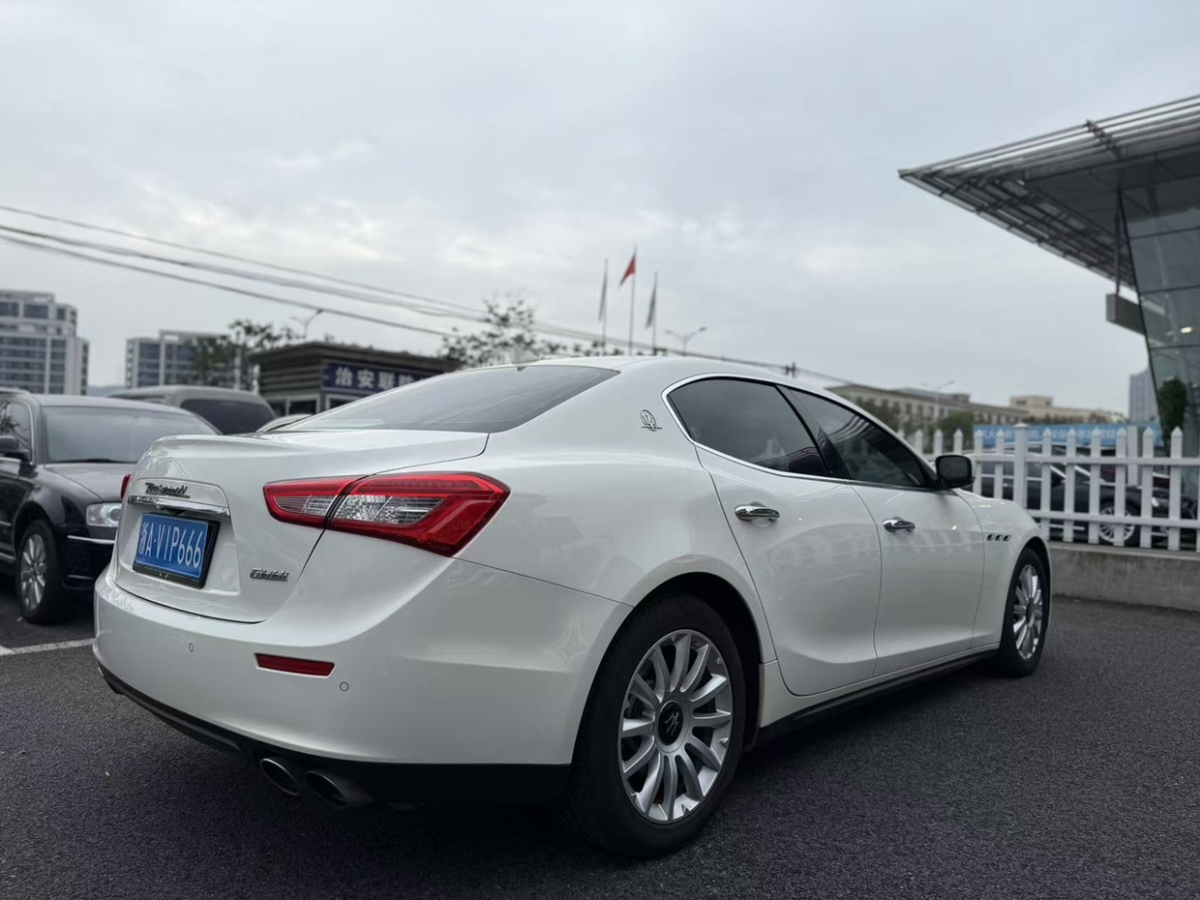 瑪莎拉蒂 Ghibli  2014款 3.0T 標(biāo)準(zhǔn)版圖片