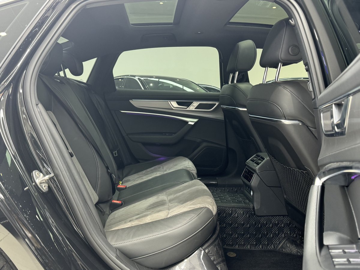 奧迪 奧迪A6L  2024款 45 TFSI 臻選動(dòng)感型圖片