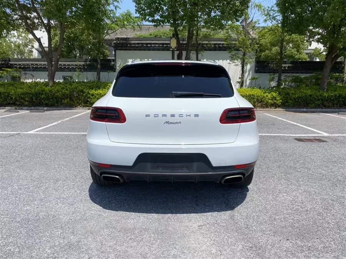 保時(shí)捷 Macan  2016款 Macan 2.0T圖片