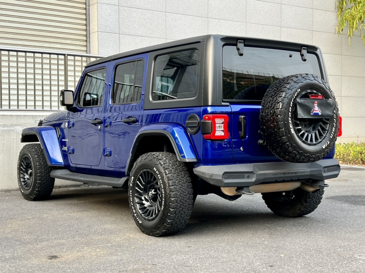 Jeep 牧馬人  2018款 2.0T Sahara 四門版圖片