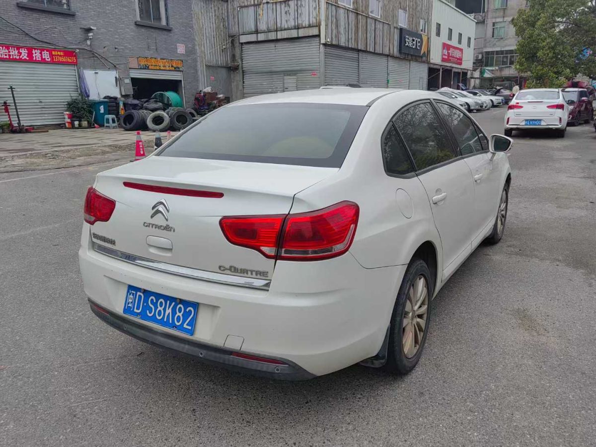 雪鐵龍 世嘉  2014款 1.6L 自動車載互聯(lián)版圖片