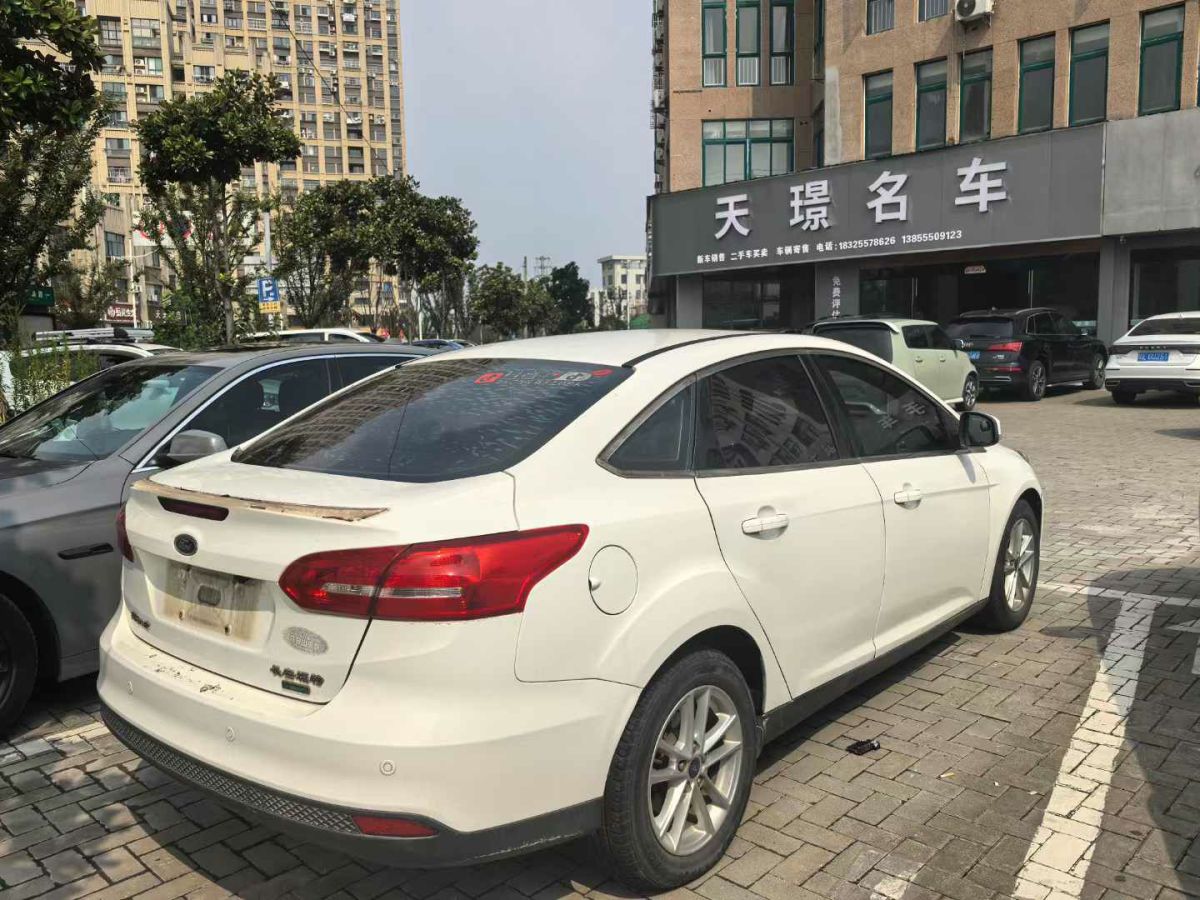 福特 ?？怂? 2015款 2.0T ST 標(biāo)準(zhǔn)版圖片