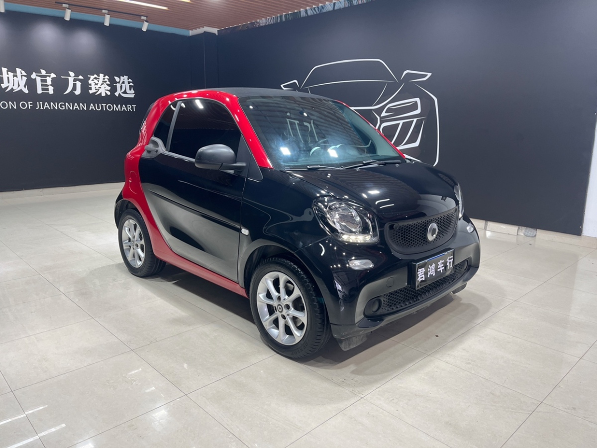 smart fortwo  2018款 1.0L 52千瓦硬頂激情版圖片