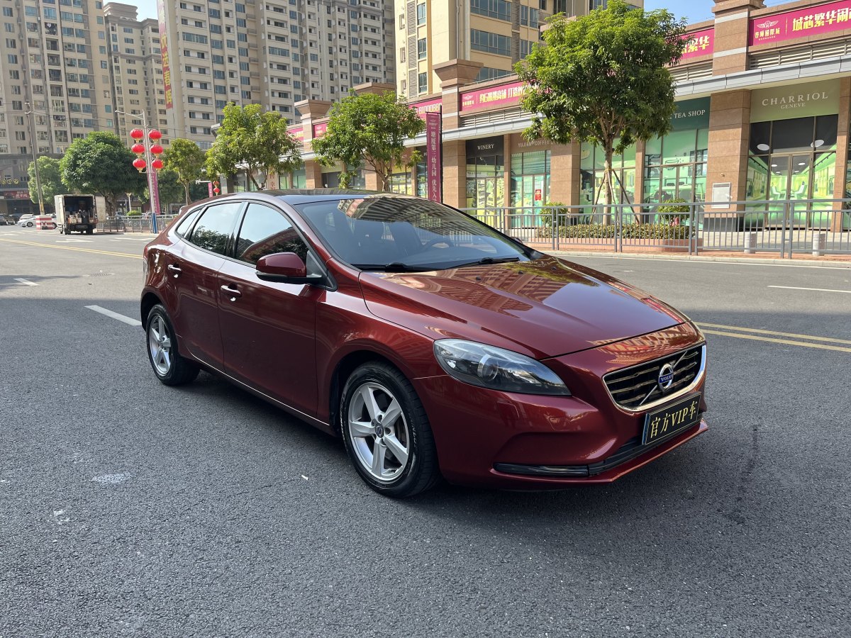 沃爾沃 V40  2016款 T3 智逸版圖片