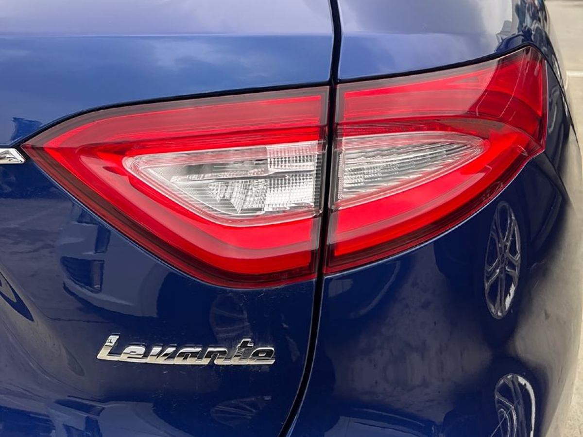 2019年7月瑪莎拉蒂 Levante  2018款 3.0T 350Hp 標準版