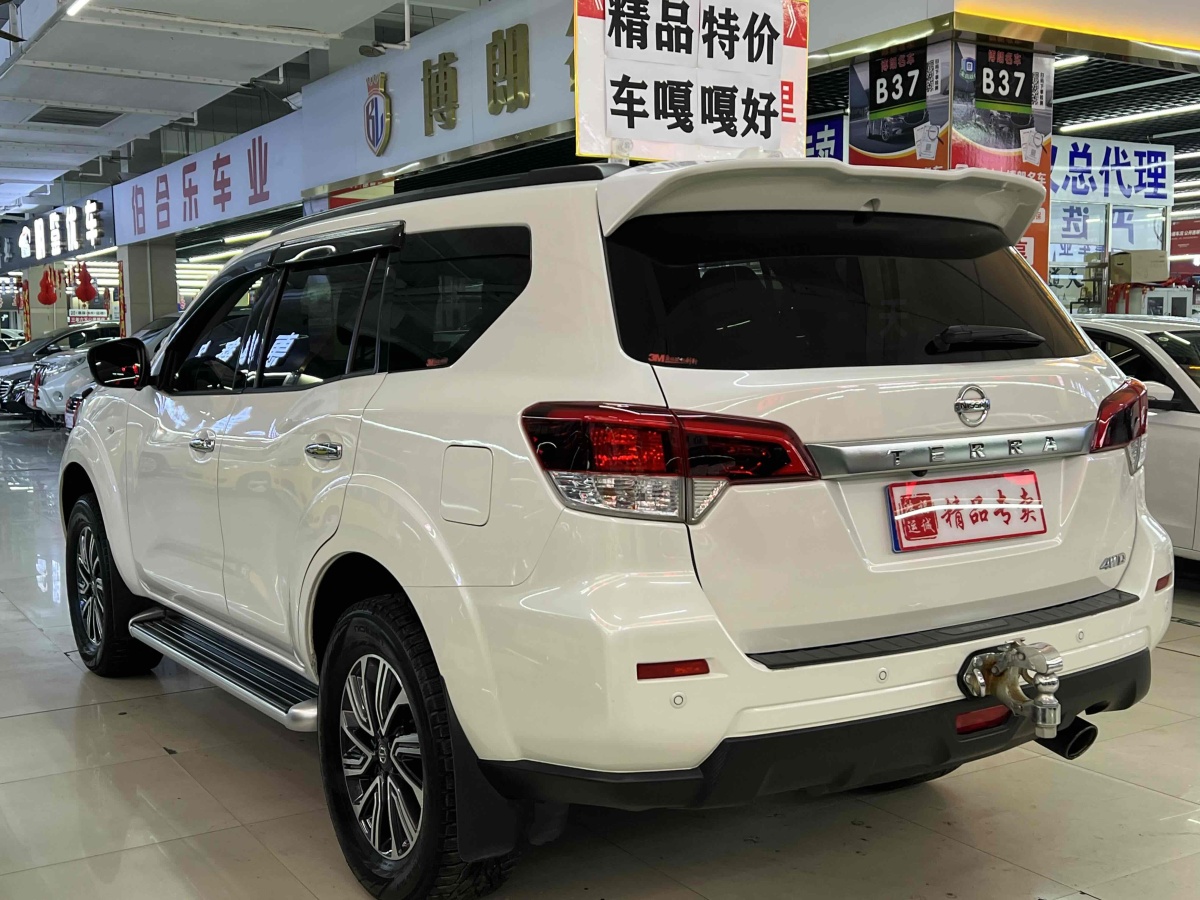 日產(chǎn) 途達  2020款 2.5L 自動四驅(qū)豪華版圖片