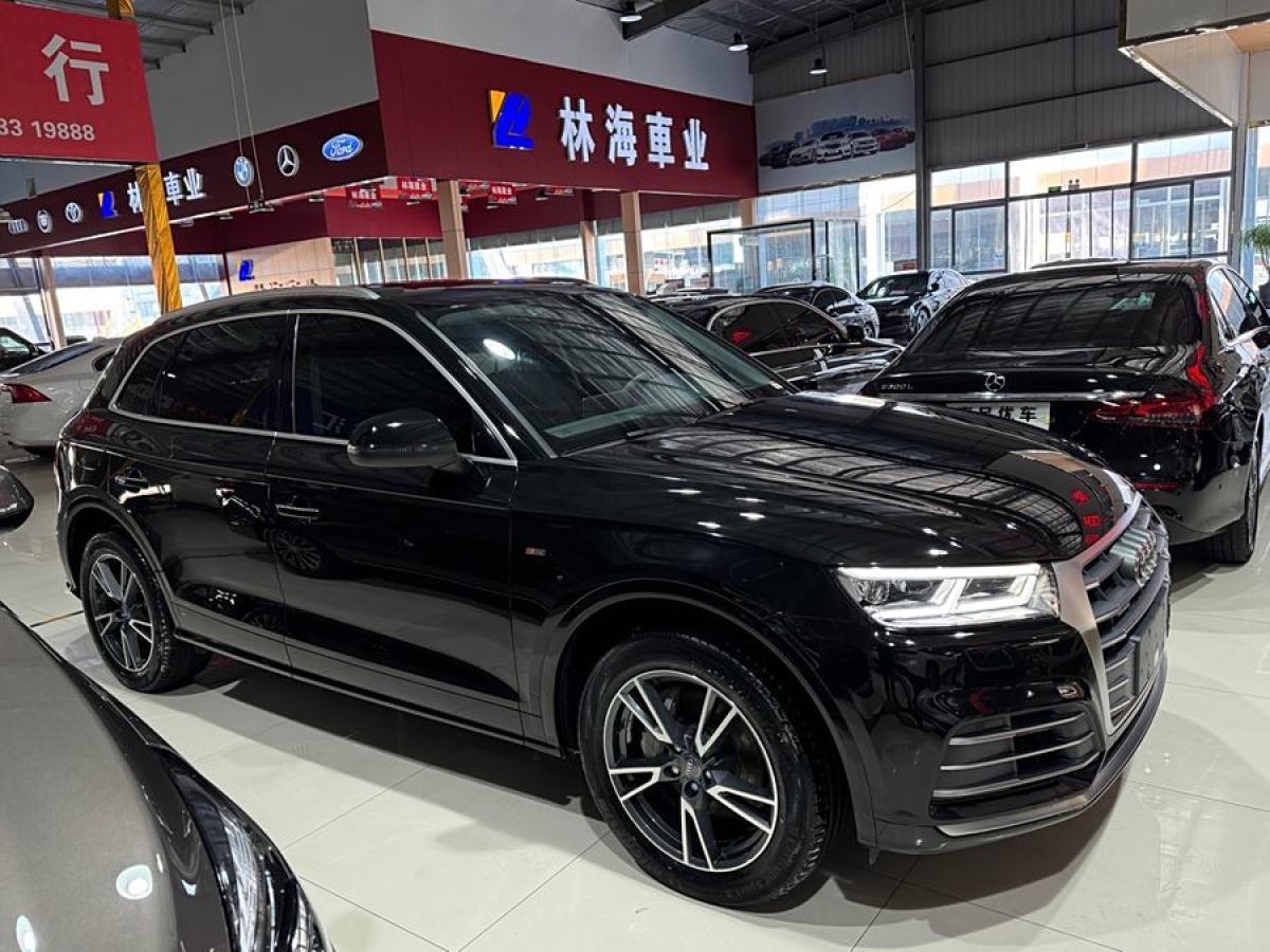 奧迪 奧迪Q5L  2020款 改款 40 TFSI 榮享時(shí)尚型圖片