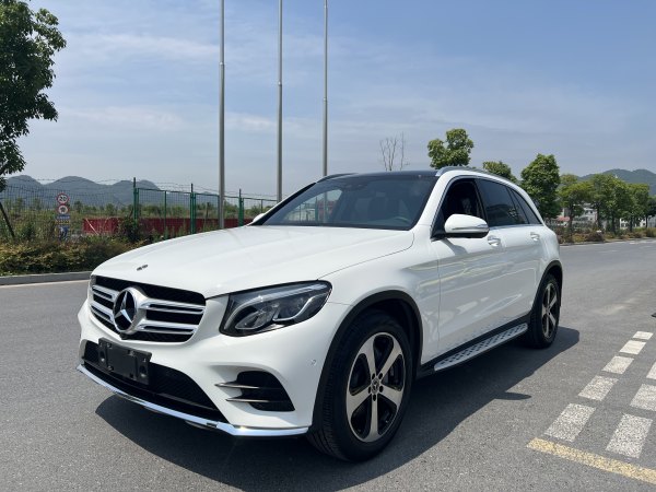 奔驰 奔驰GLC  2019款 改款 GLC 260 L 4MATIC 豪华型