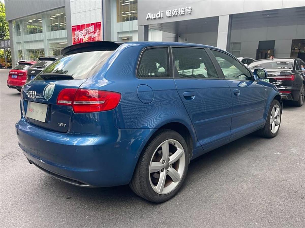 奧迪 奧迪A3  2010款 Sportback 1.8T 豪華型圖片