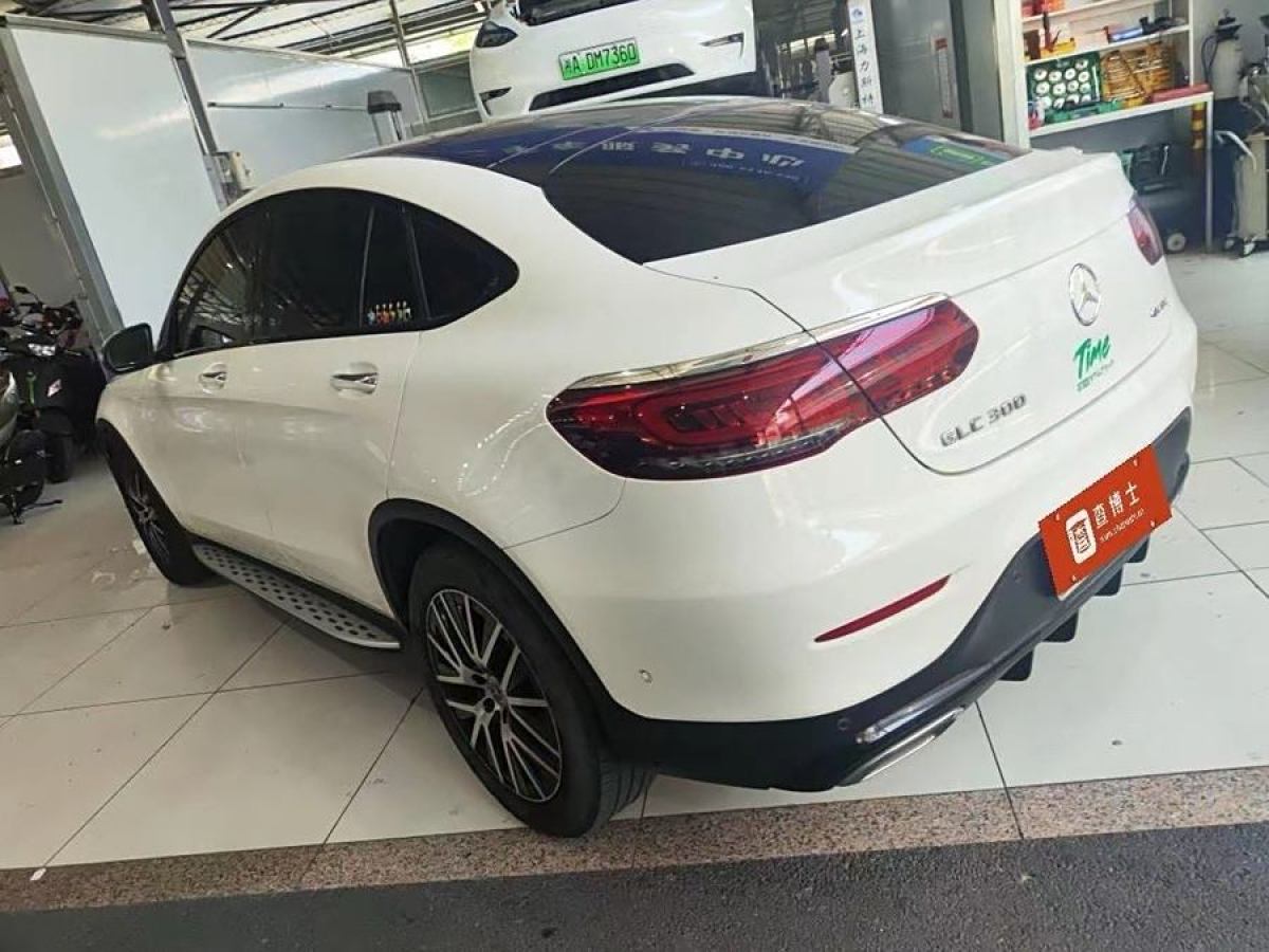 奔馳 奔馳GLC  2023款 GLC 300 4MATIC 轎跑SUV圖片