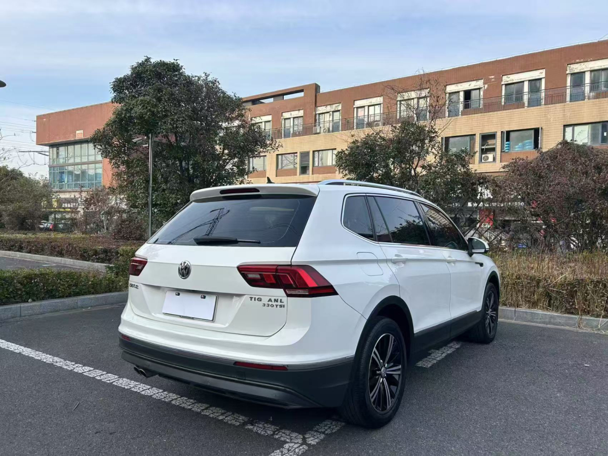 大眾 途觀L  2019款 330TSI 自動兩驅(qū)全景舒適版 國VI圖片