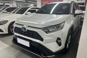 RAV4榮放 豐田 2.0L CVT兩驅(qū)都市版