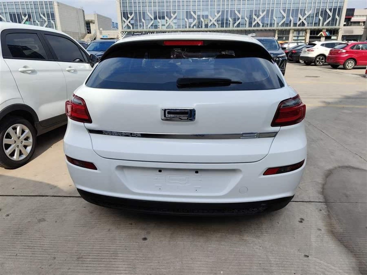 觀致 觀致3  2018款 兩廂 1.6L 自動(dòng)尊貴型圖片