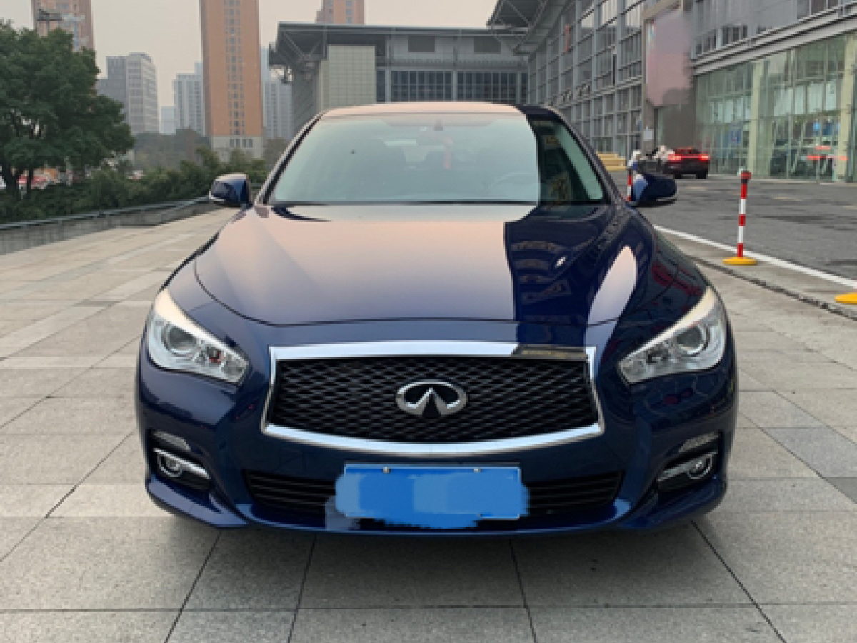 英菲尼迪 Q50L  2016款 2.0T 舒適版圖片