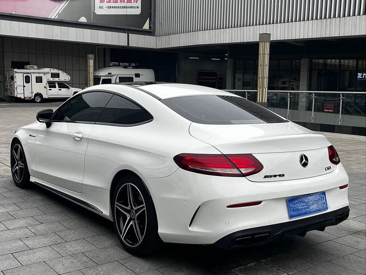 奔馳 奔馳C級(jí)  2018款 C 200 轎跑車圖片
