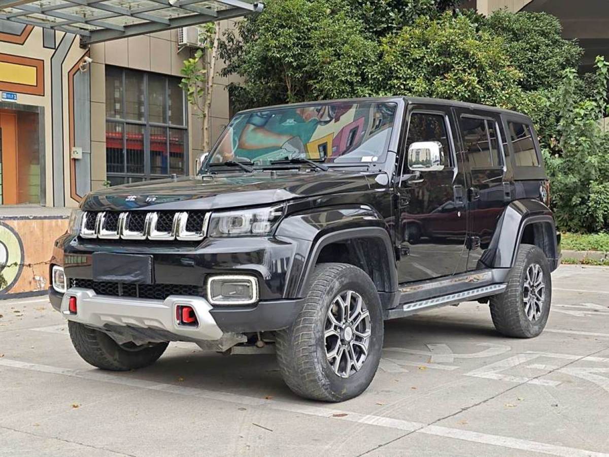 北京 BJ40  2019款  PLUS 2.3T 自動四驅(qū)尊享版 國VI圖片