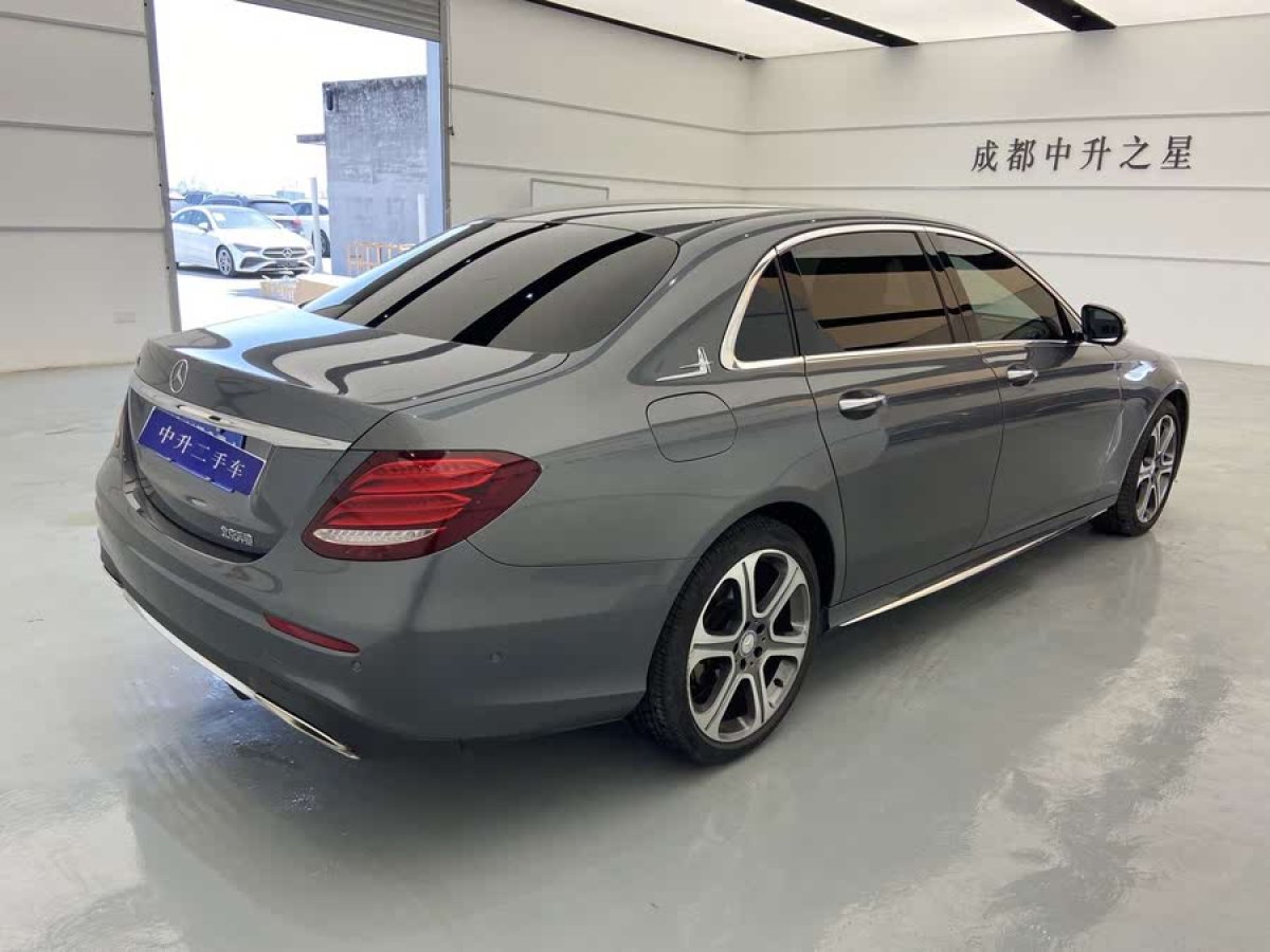 奔馳 奔馳E級  2016款 E 300 L 運動時尚型圖片