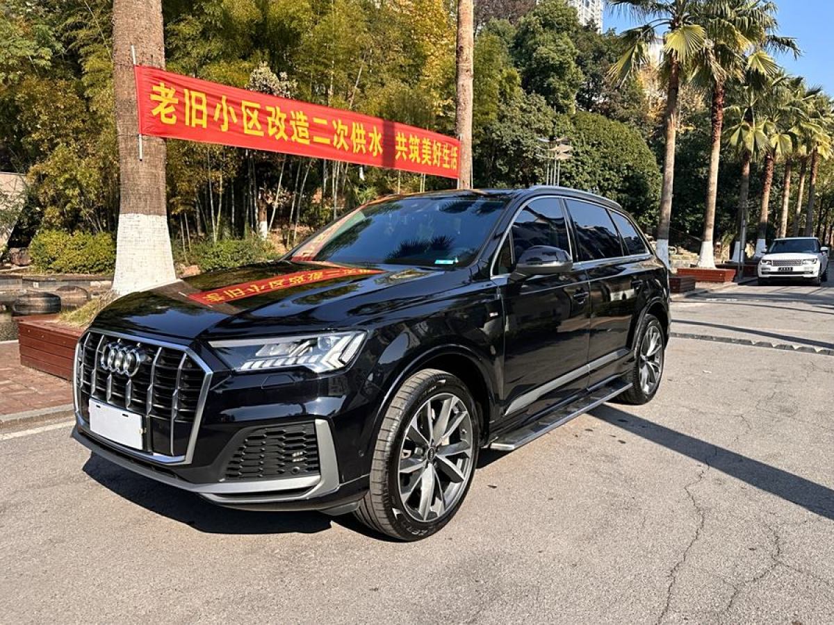 奧迪 奧迪Q7  2024款 55 TFSI quattro S line運(yùn)動型圖片