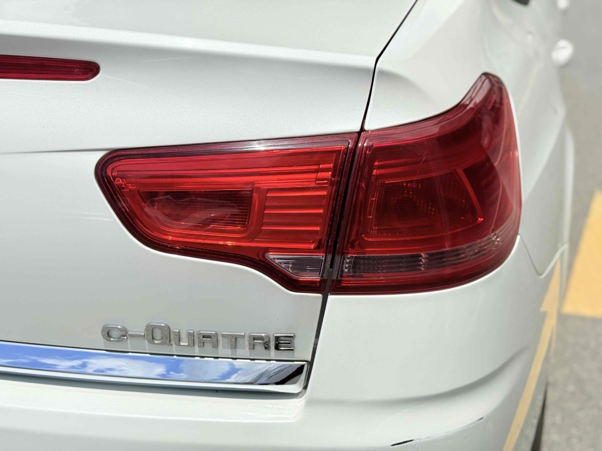 雪鐵龍 世嘉  2013款 三廂 1.6L 自動(dòng)品尚型圖片