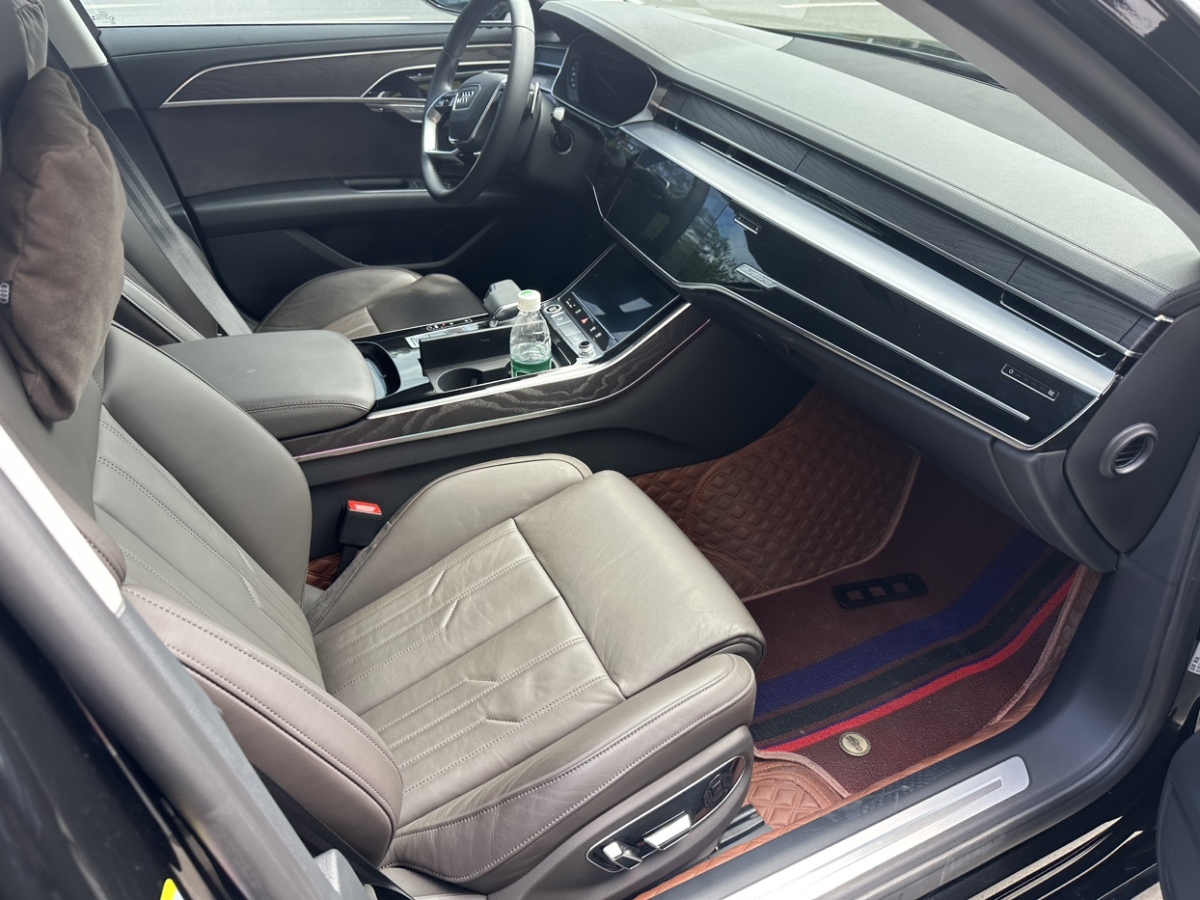 奧迪 奧迪A8  2024款 A8L 45 TFSI quattro 豪華型圖片