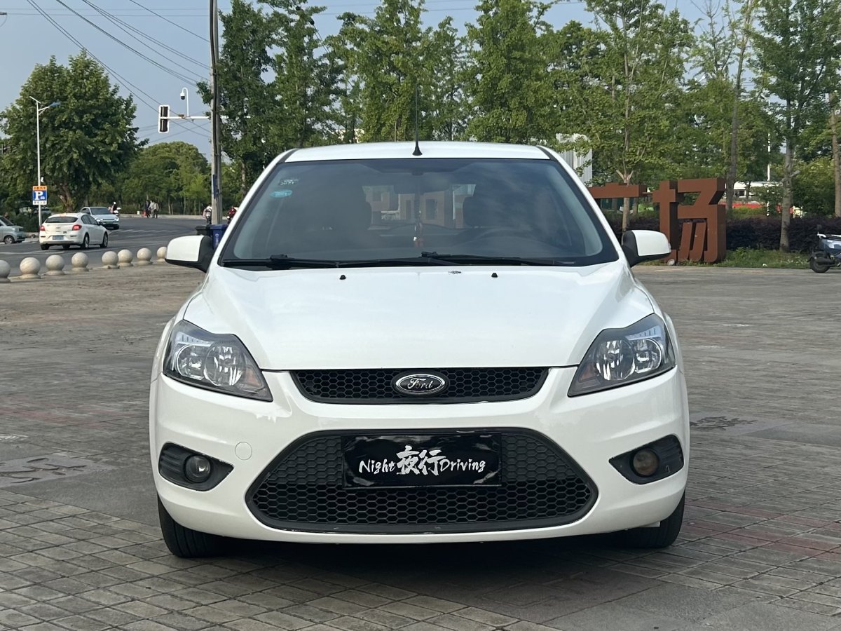 Ford Fox2013 Classic 1.8L Automatic Basic Type of Two-compartment图片