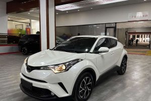 C-HR 豐田 2.0L 領先版