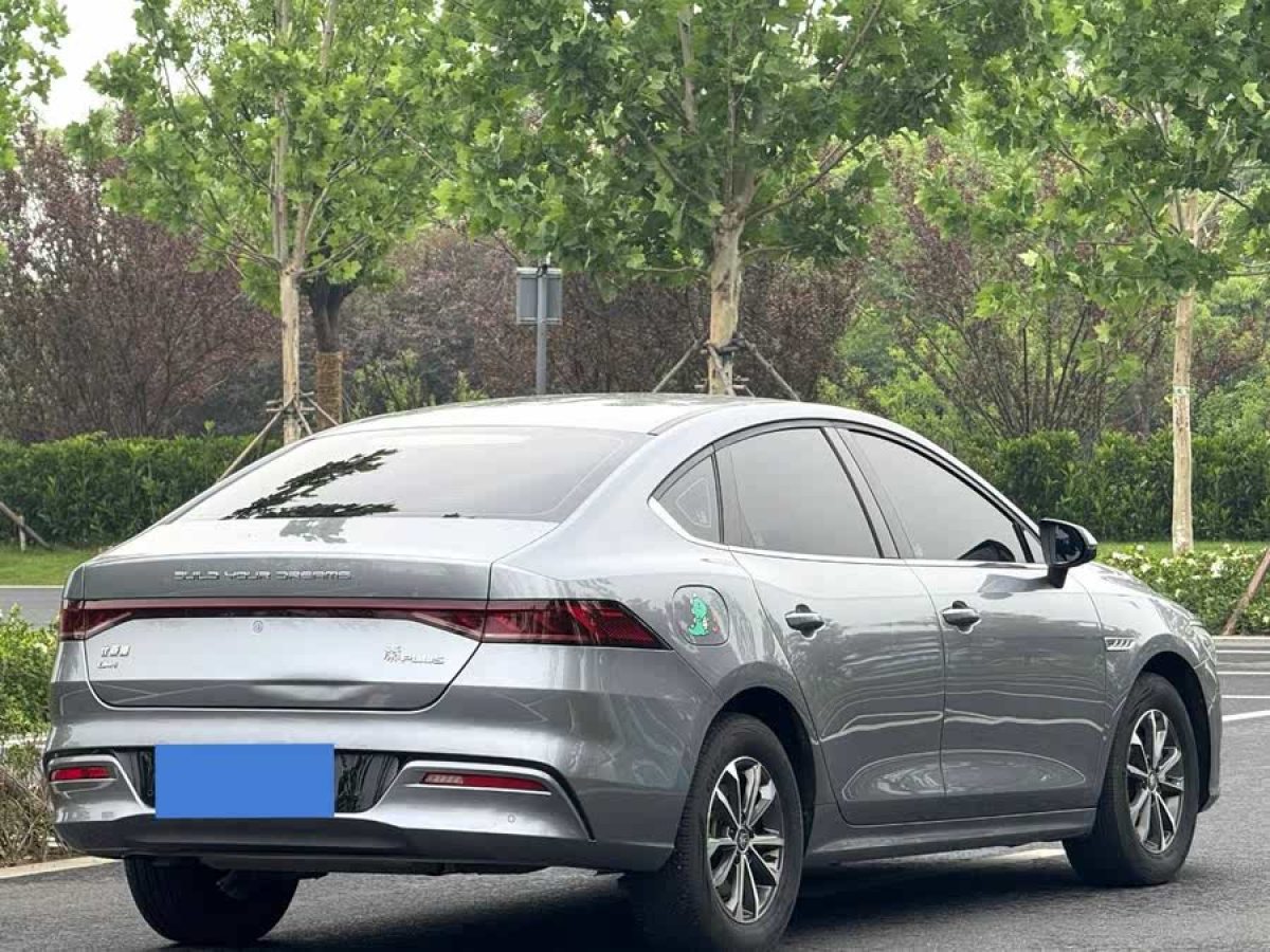 比亞迪 秦PLUS  2021款 DM-i 55KM 尊貴型圖片