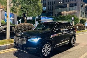 XC90新能源 沃尔沃 E驱混动 T8 智尊版 7座