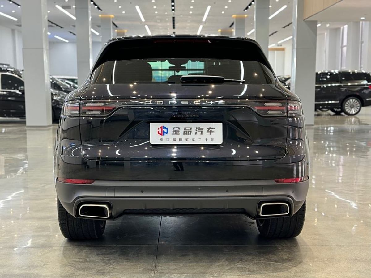 保時(shí)捷 Cayenne  2022款 Cayenne 3.0T 鉑金版圖片