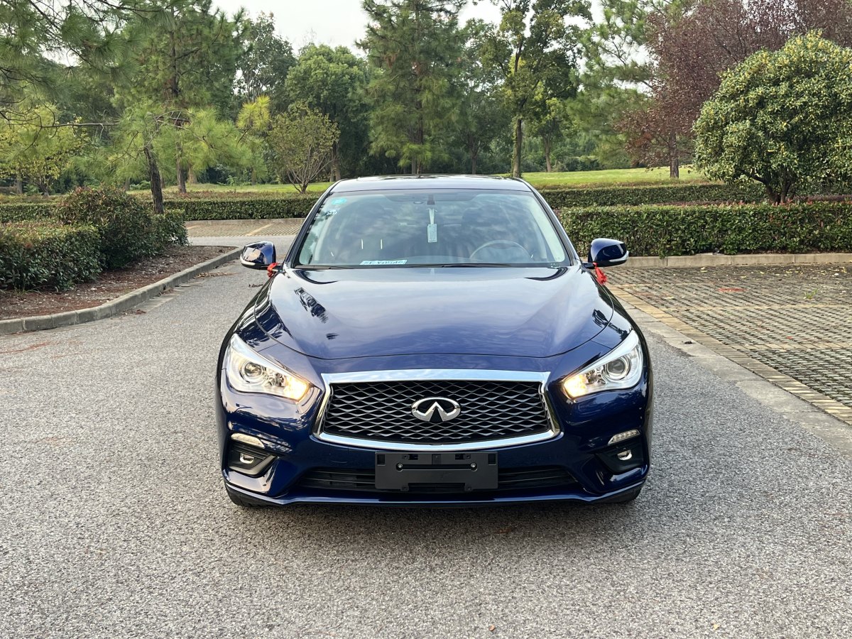 英菲尼迪 Q50L  2021款 2.0T 舒適版圖片