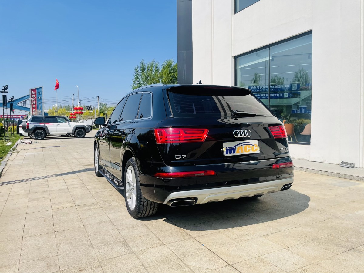 奧迪 奧迪Q7  2016款 45 TFSI 技術(shù)型圖片