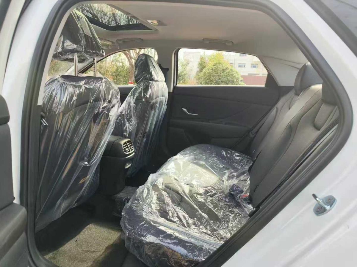 現(xiàn)代 伊蘭特Elantra N  2025款 2.0T N圖片